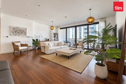 Apartment til salg i City Walk, Dubai, UAE 2 soveværelser, 182.1 kvm № 769108 - foto 2