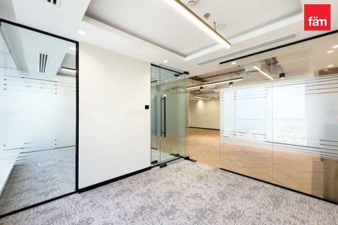 Office in Dubai, UAE 102 sq.m. № 679850 - photo 19