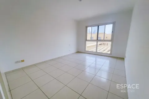 Villa The Lakes, Dubaijā, AAE 3 istabas, 233 m2 Nr. 738159 - attēls 10