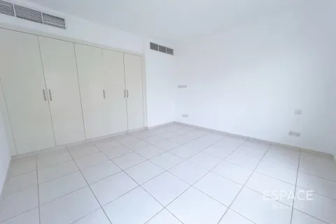 Villa The Lakes, Dubaijā, AAE 3 istabas, 233 m2 Nr. 738159 - attēls 12