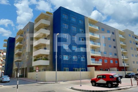 Apartamento em Al Reef, Abu Dhabi, EAU 3 quartos, 155 m2 № 406974