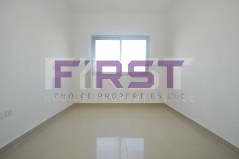 Appartement te huur in Al Reef, Abu Dhabi, VAE 3 slaapkamers, 155 vr.m., nr 406974 - foto 14