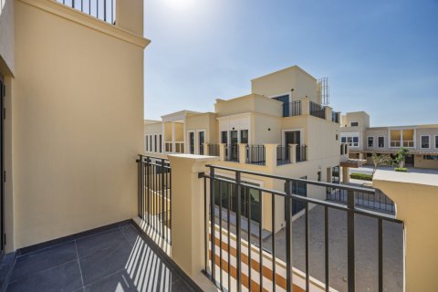 Townhouse in Damac Lagoons, Dubai, UAE 5 bedrooms, 224 sq.m. № 695477 - photo 5