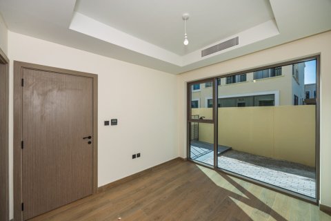 Townhouse in Damac Lagoons, Dubai, UAE 5 bedrooms, 224 sq.m. № 695477 - photo 11