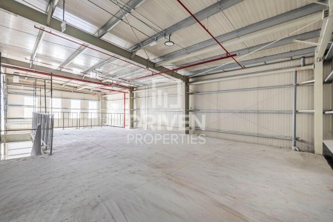 Varasto Dubai, Arabiemiraatit 3382.41 m2 № 747079 - kuva 3