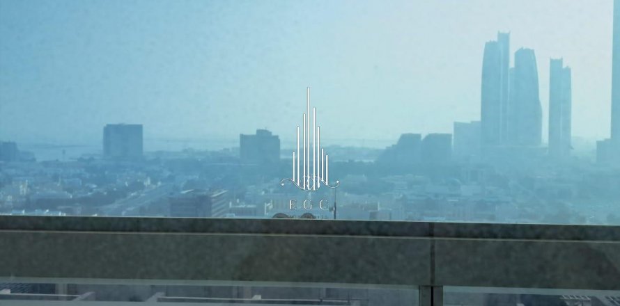 Apartamento en Al Khalidiya, Abu Dhabi, EAU 3 dormitorios, 191.9 m² № 535053