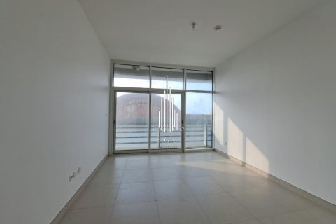 Apartamento en alquiler en Al Khalidiya, Abu Dhabi, EAU 3 dormitorios, 191.9 m2 № 535053 - foto 4