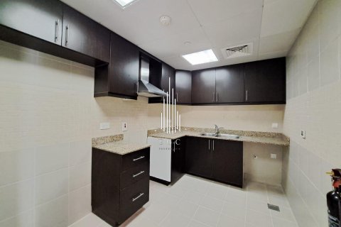 Huoneisto Al Khalidiya, Abu Dhabi, Arabiemiraatit 2 makuuhuonetta, 123.9 m2 № 535054 - kuva 7