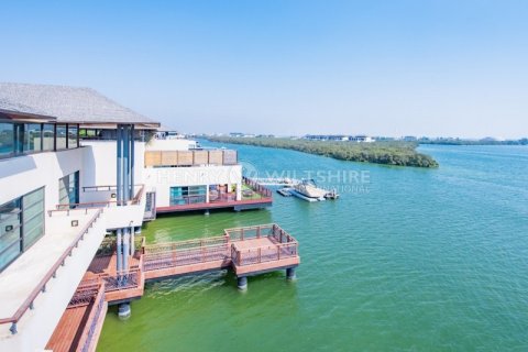 Vila v Al Gurm West, Abu Dhabi, SAE 5 ložnice, 1579.3 m² Č.: 528784 - fotografie 4
