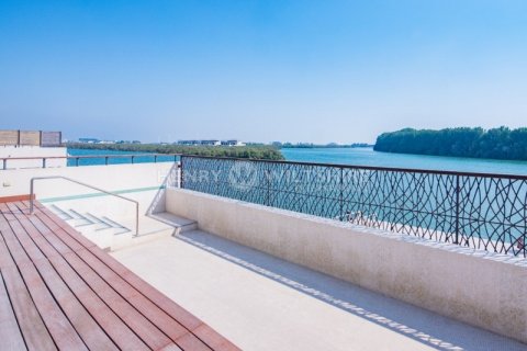 Vila v Al Gurm West, Abu Dhabi, SAE 5 ložnice, 1579.3 m² Č.: 528784 - fotografie 5