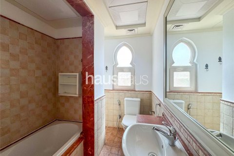Villetta a schiera in affitto a Dubai Sports City, Dubai, EAU 4 camere da letto, 232 mq. № 626707 - foto 9