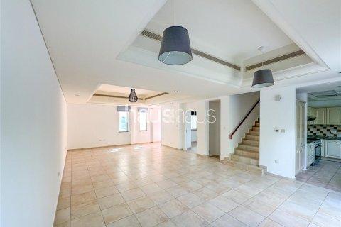 Villetta a schiera in affitto a Dubai Sports City, Dubai, EAU 4 camere da letto, 232 mq. № 626707 - foto 6