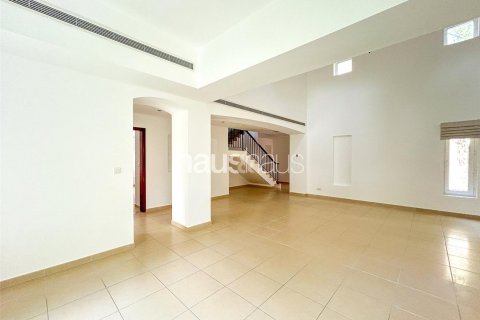Villa uthyres i Arabian Ranches, Dubai, UAE 5 sovrum, 709 kvm Nr. 626708 - fotografi 2