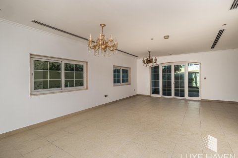 فيلا للإيجار في Jumeirah Park، دبي، الإمارات العربية المتحدة 3 غرفة نوم ، 327.67 متر مربع ، رقم 571379 - صورة 8