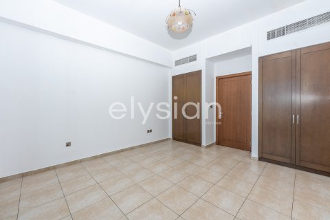 Снять в аренду квартиру в Пальма Джумейра, Дубай, ОАЭ 3 спальни, 227м2, № 600281 - фото 3