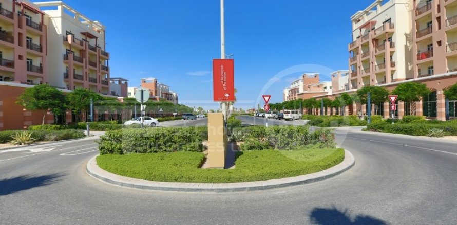Wohnung in Al Ghadeer, Abu Dhabi, VAE: 2 Schlafzimmer, 96 m2 Nr. 731031