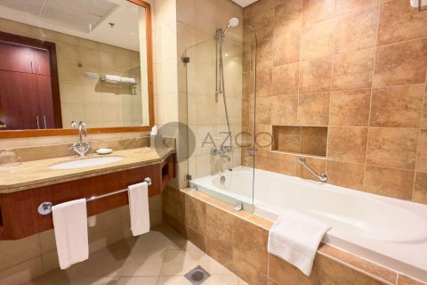 Apartament de închiriat în Jumeirah Beach Residence, Dubai, EAU 3 dormitoare, 241.7 mp.  №441339 - poză 15