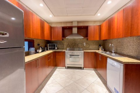 Apartament de închiriat în Jumeirah Beach Residence, Dubai, EAU 3 dormitoare, 241.7 mp.  №441339 - poză 4