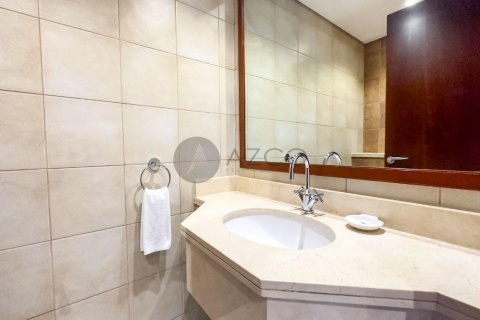 Apartamento en alquiler en Jumeirah Beach Residence, Dubai, EAU 3 dormitorios, 241.7 m2 № 441341 - foto 19