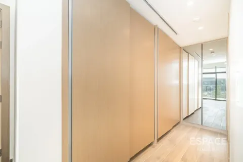Al Furjan, Dubai, UAE의 임대용 빌라 침실 5개, 455제곱미터 번호 738432 - 사진 15
