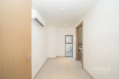 Al Furjan, Dubai, UAE의 임대용 빌라 침실 5개, 455제곱미터 번호 738432 - 사진 7