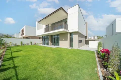 Villa em Al Furjan, Dubai, EAU 5 quartos, 455 m2 № 738432