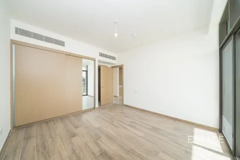 Al Furjan, Dubai, UAE의 임대용 빌라 침실 5개, 455제곱미터 번호 738432 - 사진 16