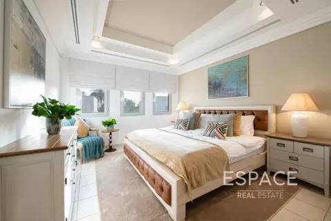 וילה להשכרה ב Meadows, Dubai, איחוד האמירויות  6 חדרי שינה, 595 מ"ר, מספר 738460 - תמונה 8