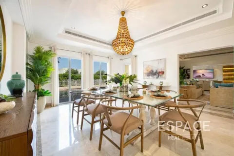 וילה להשכרה ב Meadows, Dubai, איחוד האמירויות  6 חדרי שינה, 595 מ"ר, מספר 738460 - תמונה 6