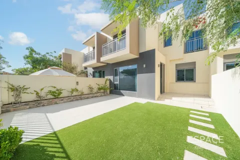 Βίλα σε Dubai Hills Estate, ΗΑΕ 3 υπνοδωμάτια, 207 τ.μ. Αρ. 738461