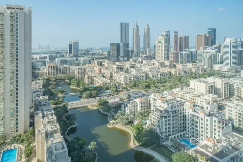 Apartment til leje i The Views, Dubai, UAE 2 soveværelser, 144 kvm № 738457 - foto 14