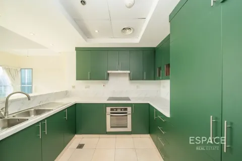 Apartment til leje i The Views, Dubai, UAE 2 soveværelser, 144 kvm № 738457 - foto 7