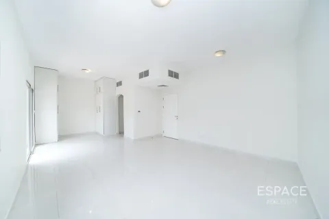 Vilă de închiriat în Meadows, Dubai, EAU 6 dormitoare, 457 mp.  №738433 - poză 12