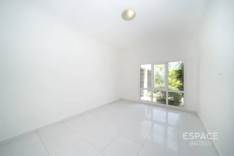 Vilă de închiriat în Meadows, Dubai, EAU 6 dormitoare, 457 mp.  №738433 - poză 6