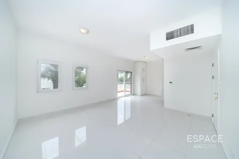 Vilă de închiriat în Meadows, Dubai, EAU 6 dormitoare, 457 mp.  №738433 - poză 11