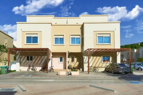 Vila di Al Reef, Abu Dhabi, UAE 5 bilik tidur, 348.4 meter persegi № 407120