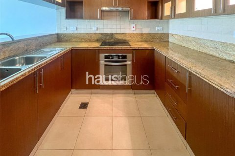 Apartment til leje i The Views, Dubai, UAE 1 soveværelse, 72 kvm № 626529 - foto 6