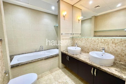 וילה להשכרה ב Jumeirah Park, Dubai, איחוד האמירויות  3 חדרי שינה, 328 מ"ר, מספר 626524 - תמונה 6