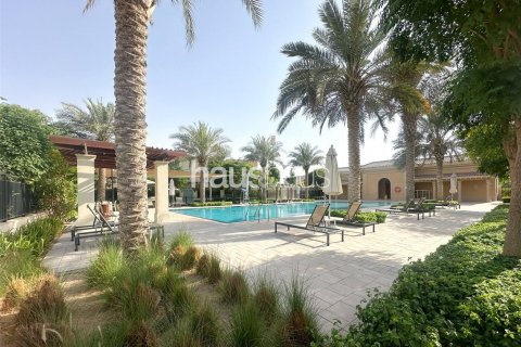 Villa in Dubai Land, Dubai, UAE 4 bedrooms, 206 sq.m. № 626526 - photo 19
