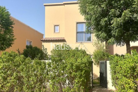 Villa in Dubai Land, Dubai, UAE 4 bedrooms, 206 sq.m. № 626526 - photo 2