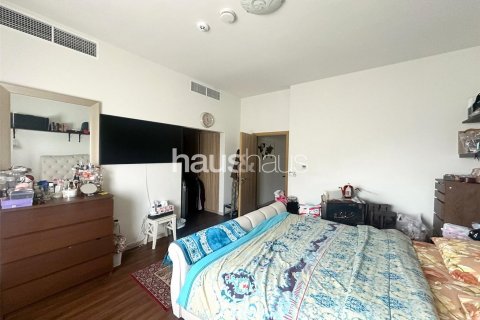 Villa in Dubai Land, Dubai, UAE 4 bedrooms, 206 sq.m. № 626526 - photo 11