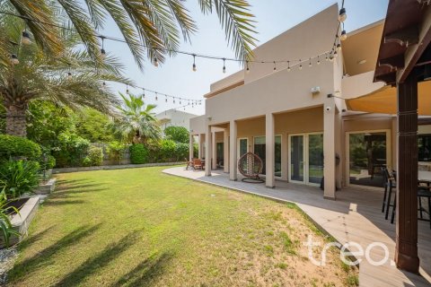 Villa in Arabian Ranches, Dubai, UAE 4 bedrooms, 353.03 sq.m. № 755415 - photo 2