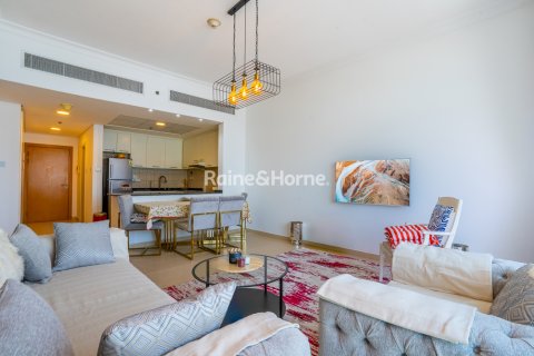 Appartamento in vendita a Business Bay, Dubai, EAU 2 camere da letto, 99.1 mq. № 707673 - foto 2