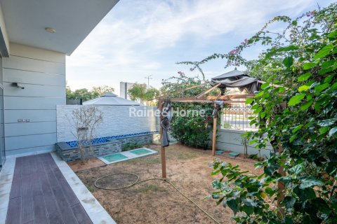 Villa sa Al Furjan, Dubai, UAE 4 silid-tulugan, 225.4 sq.m. № 707667 - larawan 19