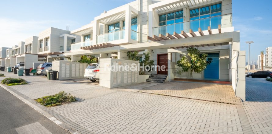 Villa sa Al Furjan, Dubai, UAE 4 silid-tulugan, 225.4 sq.m. № 707667