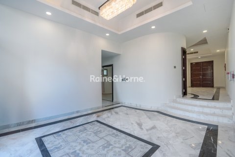 Villa sa Al Furjan, Dubai, UAE 4 silid-tulugan, 225.4 sq.m. № 707667 - larawan 5
