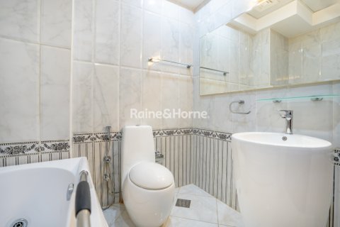 Villa sa Al Furjan, Dubai, UAE 4 silid-tulugan, 225.4 sq.m. № 707667 - larawan 16
