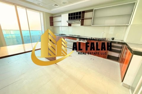 Korter asukohaga Al Majaz, Sharjah, AÜE: 3 magamistoaga, 204 m² Nr 650804