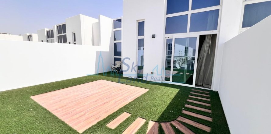 טאונהאוס ב DAMAC Hills (Akoya by DAMAC), Dubai, איחוד האמירויות 4 חדרי שינה, 224 מ"ר מספר 693809