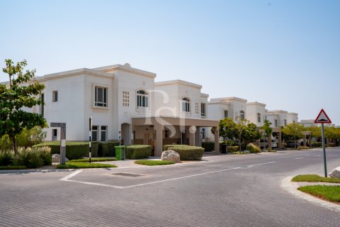 Villa zum Verkauf in Al Ghadeer, Abu Dhabi, VAE 3 Schlafzimmer, 199 m2 Nr. 716307 - Foto 3